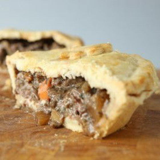 Lamb with Root Vegetables Pie (180g)