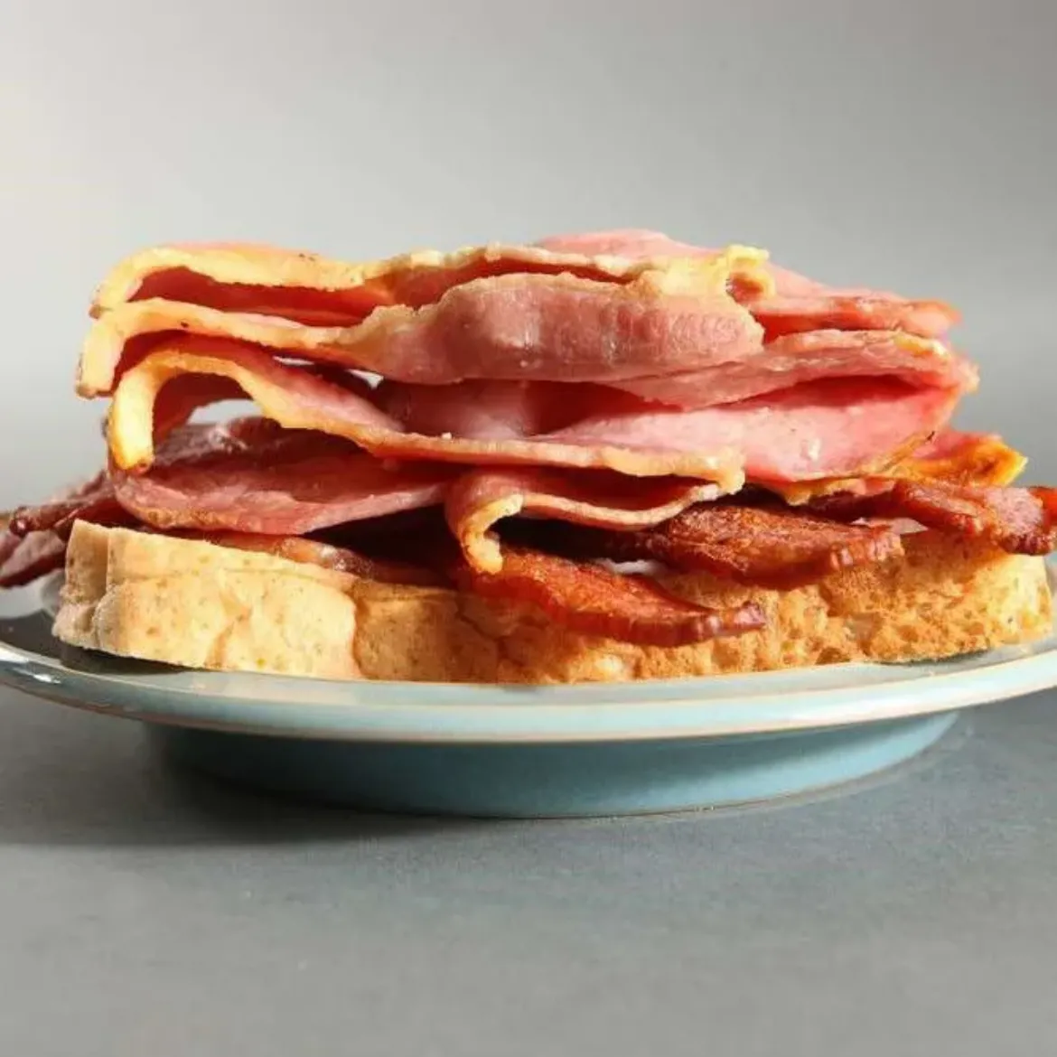 Dry Cured Smoked Back Bacon (500g)