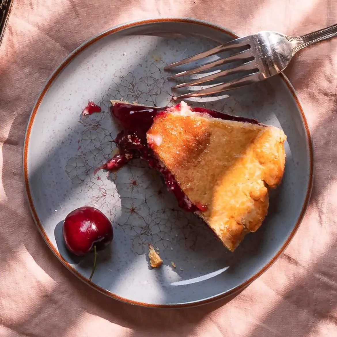 Cherry Fruit Pie 