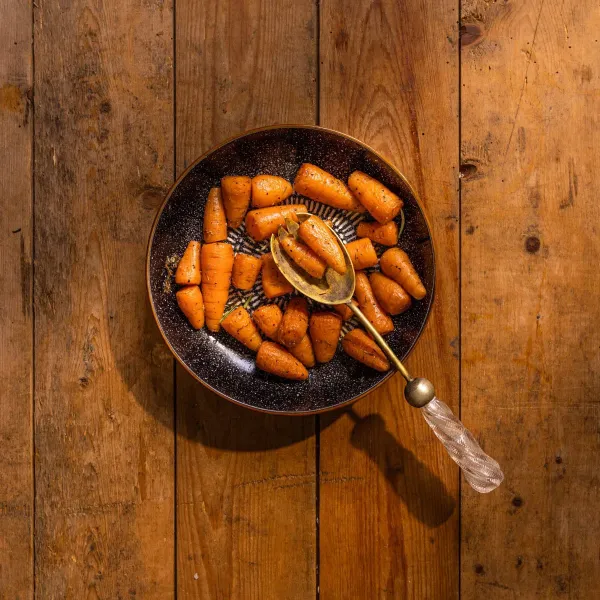 Chantenay Carrot with Orange & Honey Butter  Chantenay Carrot with Orange & Honey Butter